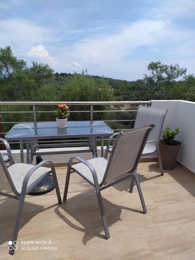 Meraki Apartment Zenempisatika Exteriör bild